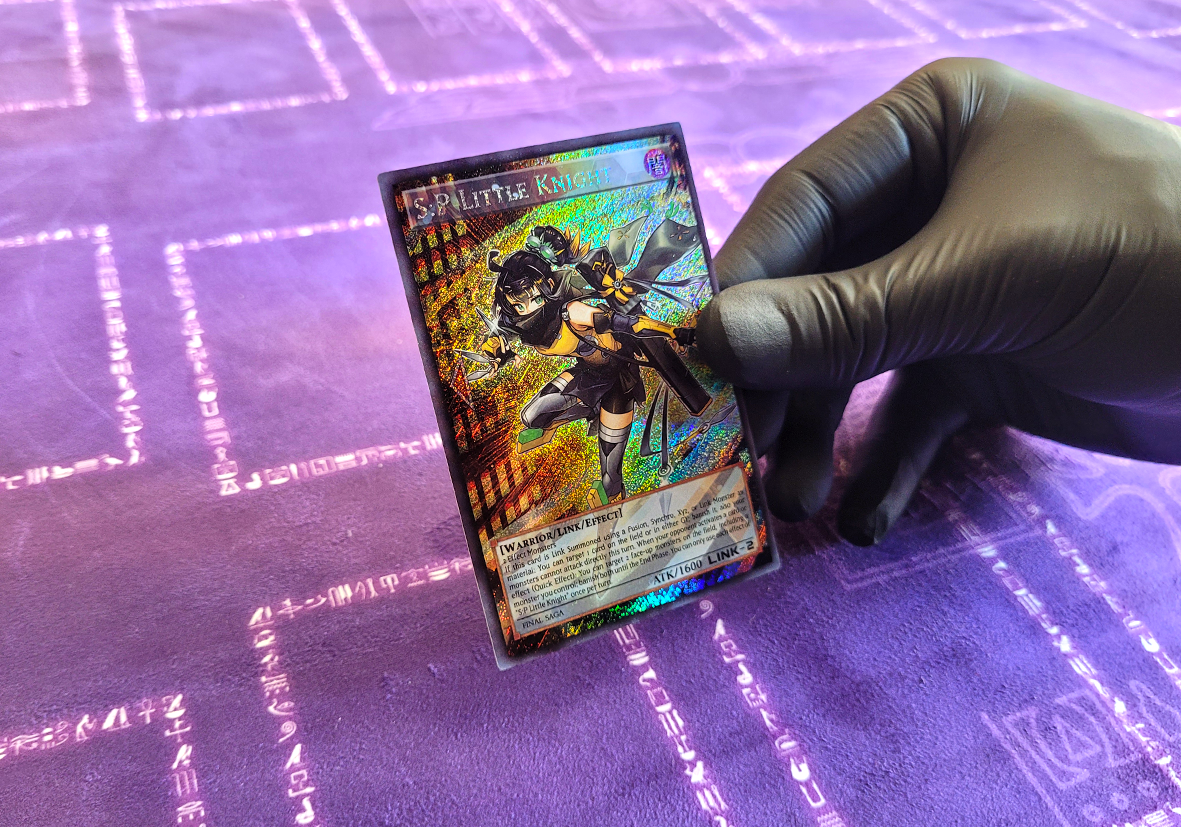 Little Warrior | (Full Art) Secret Foil